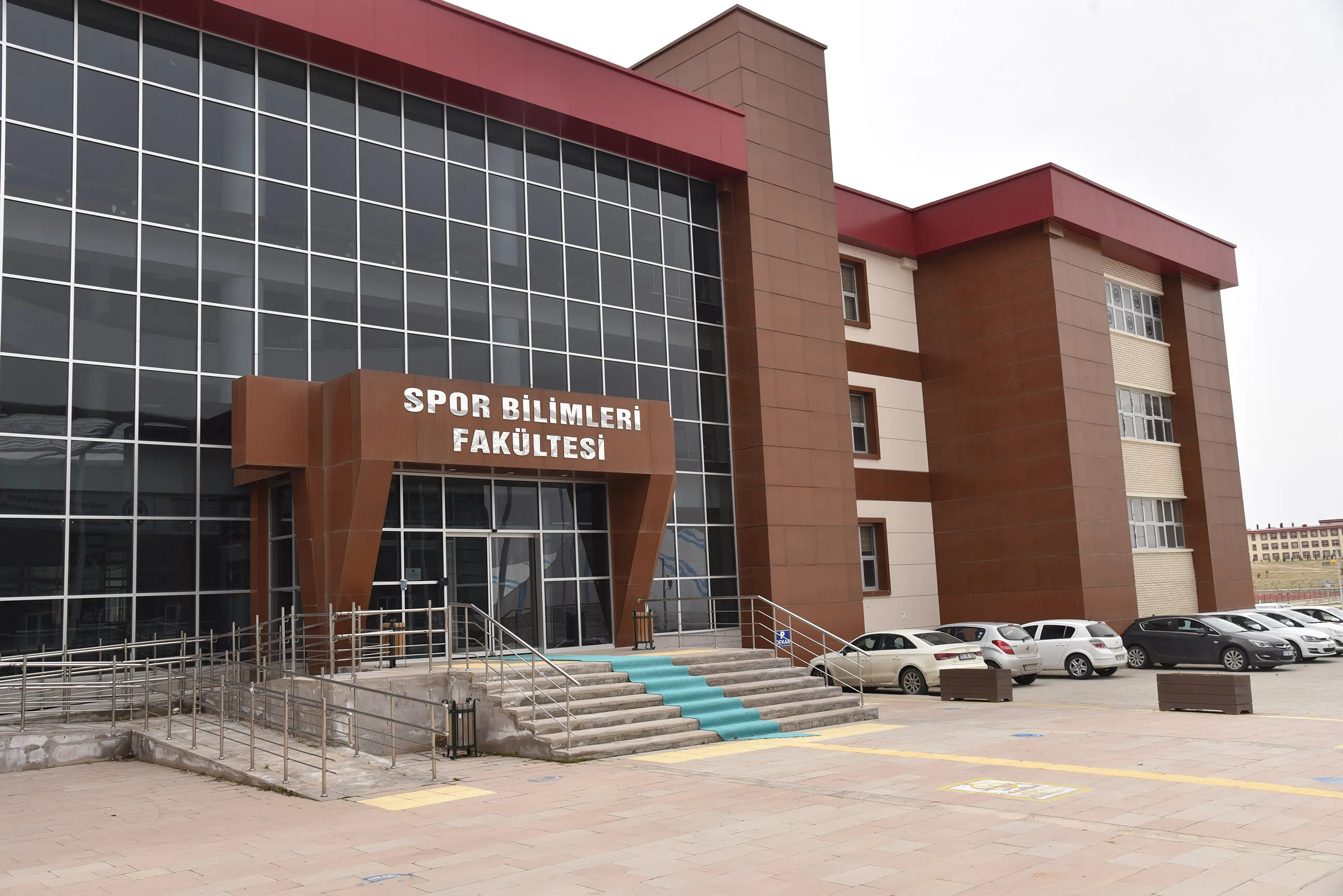 Spor Bilimleri Fakültesi