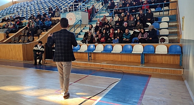 Karaman'da Yurt Personellerine Bağımlılık Eğitimi