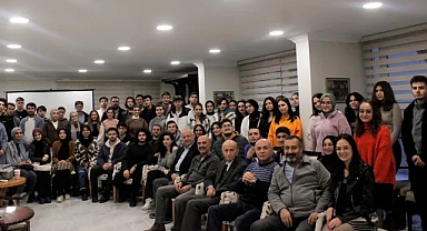 KAREV’in Toplantısına Üniversite Öğrencilerinden Yoğun İlgi