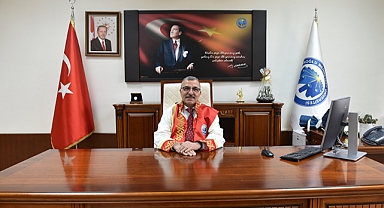 KMÜ'nün Yeni Rektörü Gavgalı Görevine Başladı