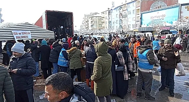 Karaman'dan Deprem Bölgesine Giden Araç Sayısı 150'yi Geçti