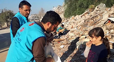 Karaman'dan gönderilen oyuncaklar deprem bölgesindeki çocuklara ulaştırıldı