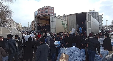 Karaman, deprem bölgesi için kenetlendi