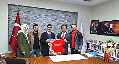Türkiye Atletizm Federasyonu Başkanlığından İl Müdürü Çalışkan'a Ziyaret