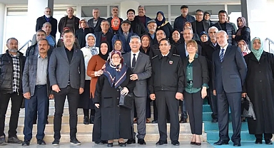 Polis Emeklileri Derneğinden Anlamlı Kahvaltı