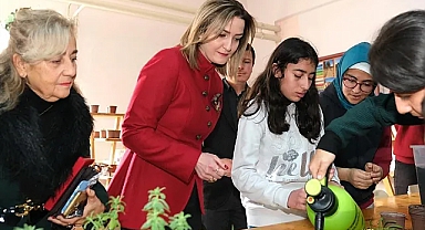 Hatice Sarıibrahim Özel eğitim Gören Öğrencilere Özel İlgi