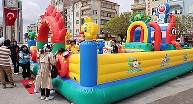 Karaman Belediyesi bayramda çocukları unutmadı