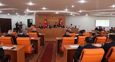 Yeni Dönemin İlk Meclis Toplantısı Yapıldı