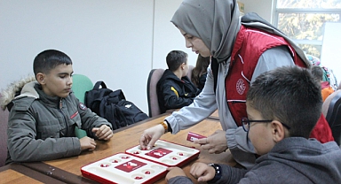 Akıl ve Zeka Oyunları kursu, her yaştan katılımcı için büyük ilgi görüyor