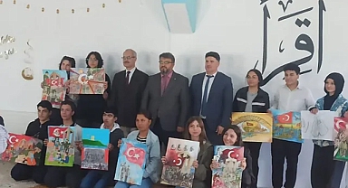 Çanakkale Zaferini Resimlerle Anlatan Öğrenciler Ödüllendirildi