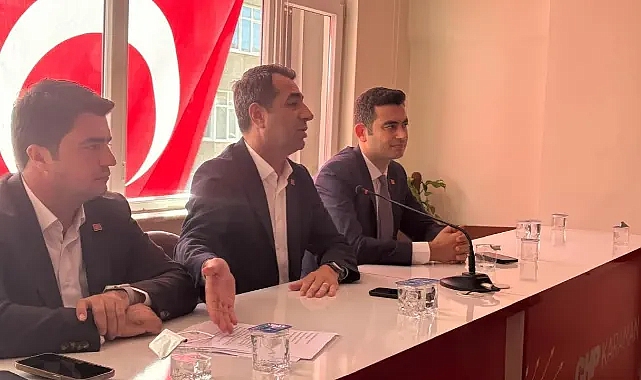 CHP’li Erhan Adem’den Sert Çıkış: “Bizim İçimizden Casus da Hain de Çıkmaz”