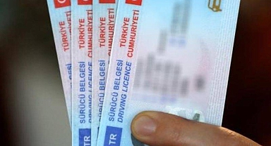 Karamanlılar Dikkat! Eski Tip Ehliyetlerin Yenileme Süresi Bugün Sona Eriyor