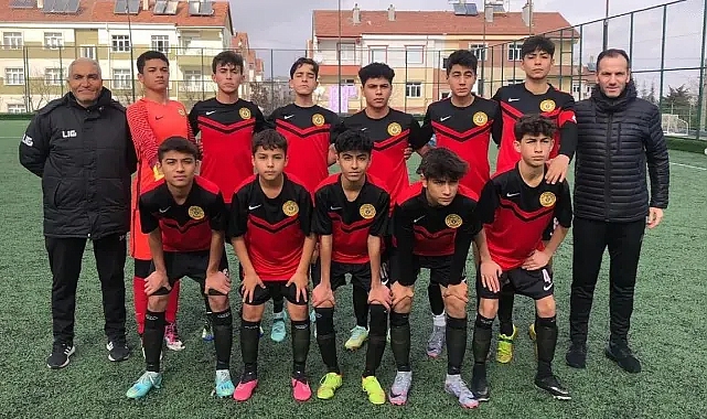 Başakspor, Lider Alanyaspor Karşısında Zor Anlar Yaşadı: 7-0 Mağlubiyet