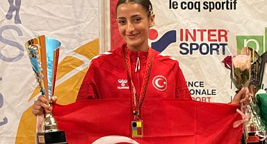 Bursa Büyükşehir Belediyesporlu Nazmiye Ak, Dünya Üçüncüsü Olarak Türkiye'ye Gurur Yaşattı