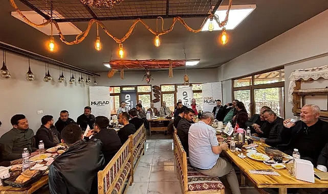 MÜSİAD Karaman Şubesi, Ekim ayı “Dost Meclisi Kahvaltı Programı”nı Çamlık Park’ta gerçekleştirdi